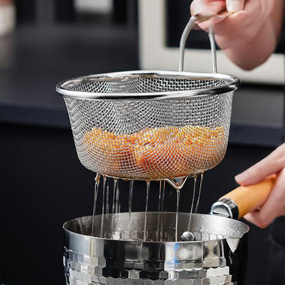 ⏳ LIMITED TIME 50% OFF! ⏰ Stainless Steel Sieve with Handle – Fine & Coarse Mesh Options for Sifting & Draining 🥄