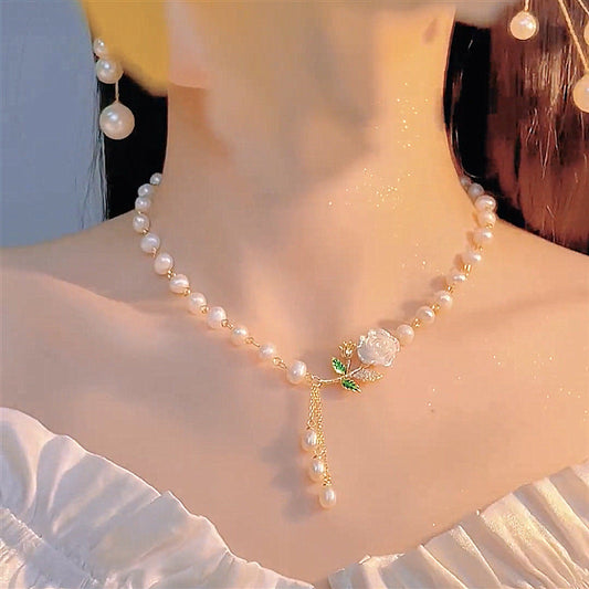 🌹 LIMITED-TIME 50% OFF! ✨ Roses and Pearls Necklace – Romantic, Alloy, Adjustable ✨