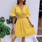 👗 PROMO LIMITÉE -50% ! ✨ Chic V-Neck Dress with Lace Cutout Details – Pleated Skirt, Flutter Sleeves, Breathable Fabric, 5 Colors, Sizes S-XL 🌸