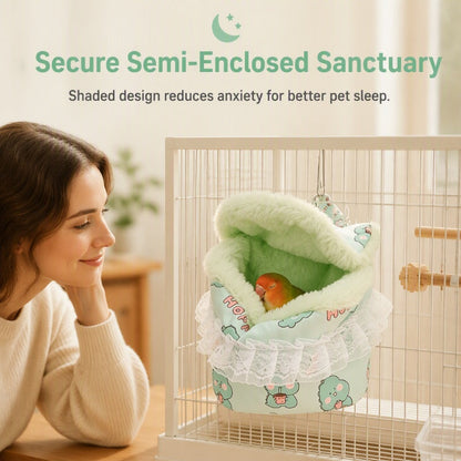 🦜 50% OFF! ✨ Warm Hanging Nest for Small Pets – Soft Plush Interior, Semi-Closed Design & Durable Metal Hooks – Cozy Refuge for Lovebirds, Budgies & Hamsters ☁️🐾